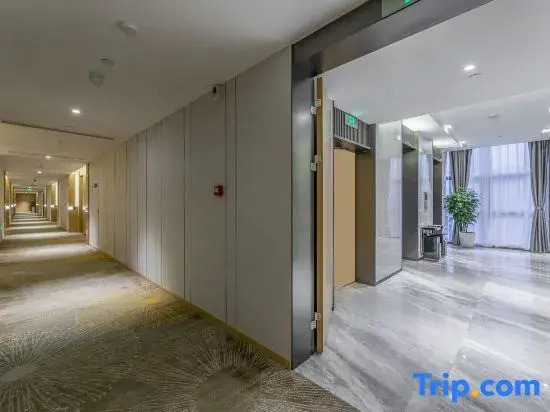 Ningbo Bochen Man Yue Hotel