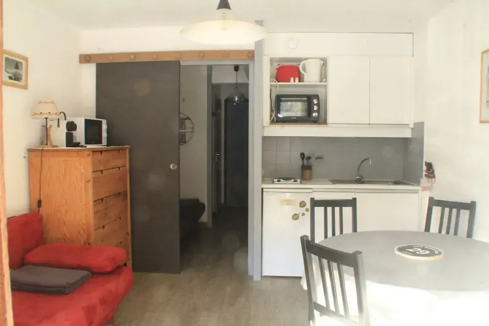 Apartment for 4 in Chatel With Balcony