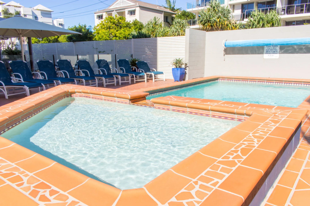 Windward Apartments