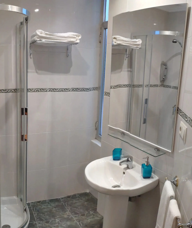 Hostal Hispanico I