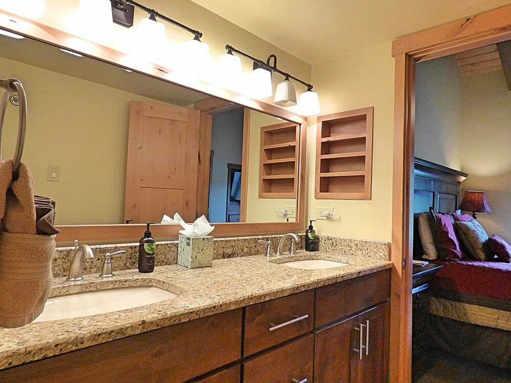 Lift Tickets Newly Remodeled Sleeps 8 Pool, Hot Tubs,fireplace, Private Deck