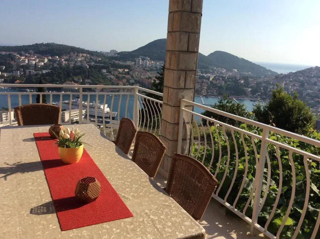 Apartment and Rooms Villa Marijo