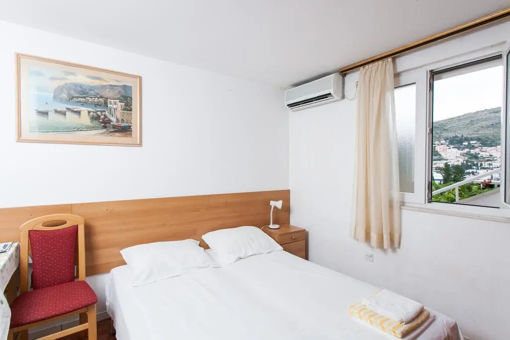 Apartments Miljak