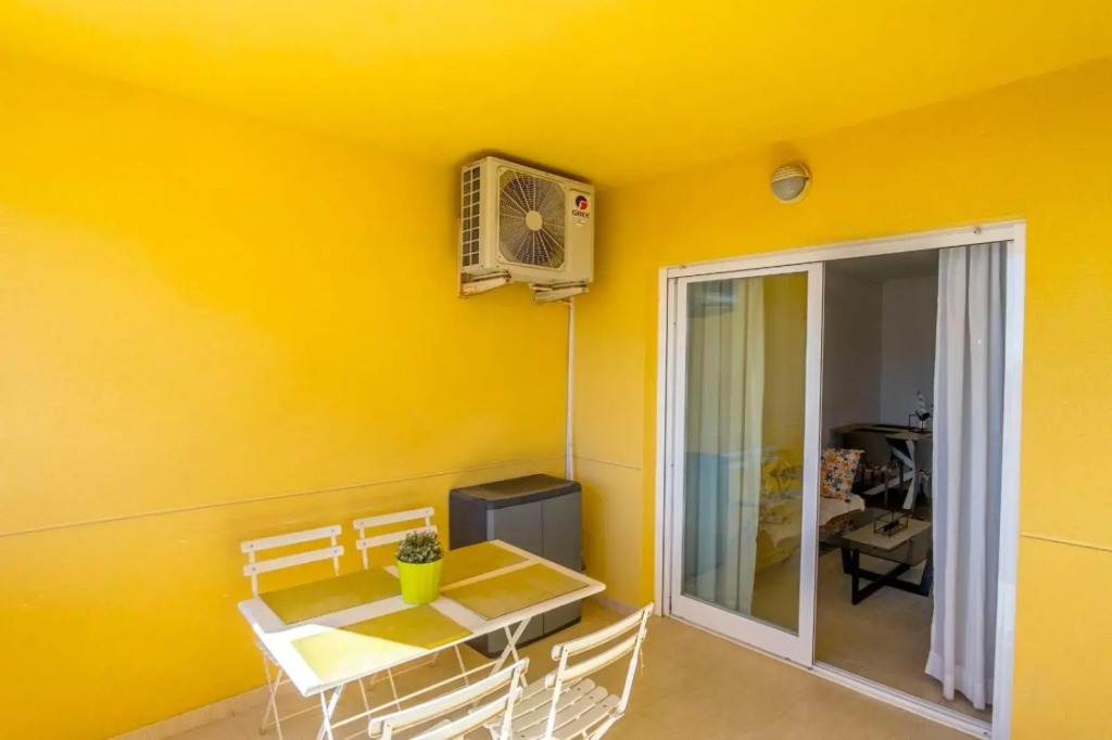 Nice modern 2 bed apartment in Torrievieja