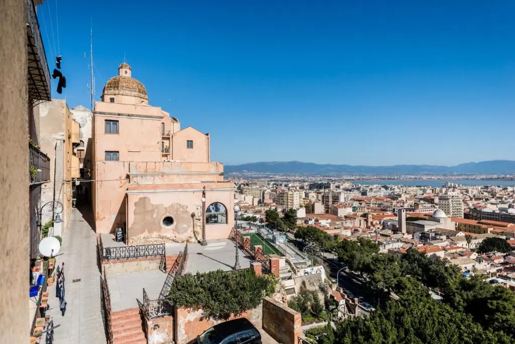 Vico 6 - Enchanting view in the City Center