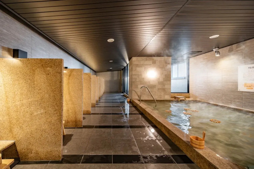 Super Hotel Premier Aso Kumamoto Airport