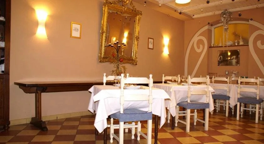 Hotel Porta Santa Maria