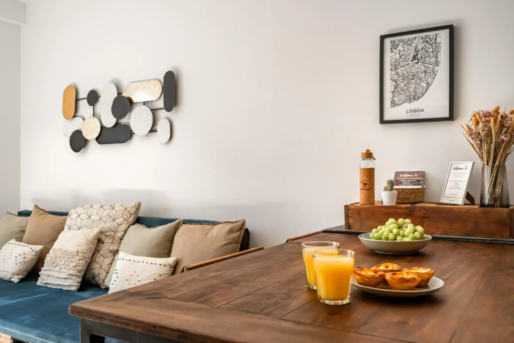 Lovely 2 Bedroom Apartment in the Heart of Lisbon
