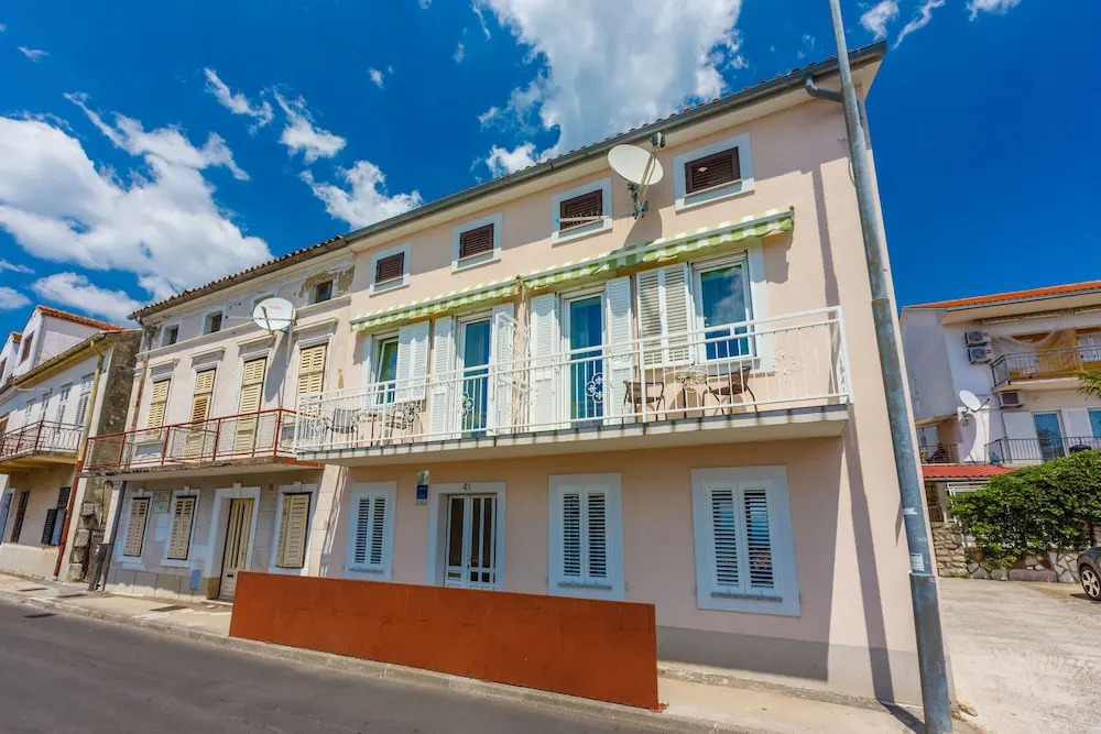 Apartments Seaside