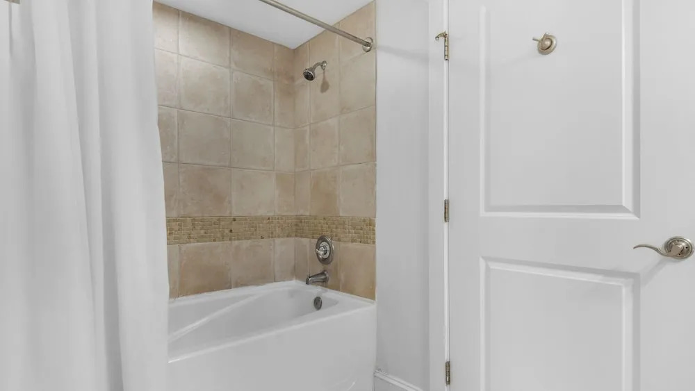 Steps From Baytowne Wharf With Pool & Private Beach Access