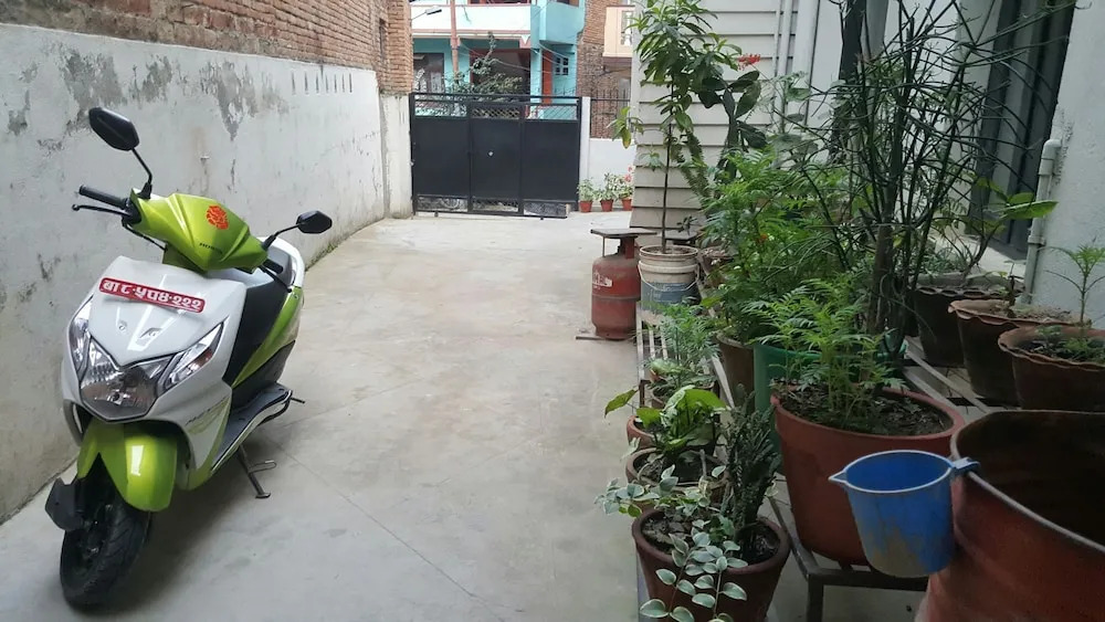 BnB Royal Tourist House Near Tourist Bus Station in Thamel