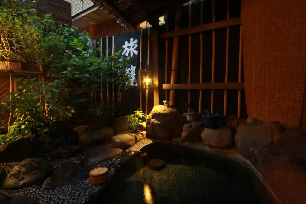Irorinoyado Ashina