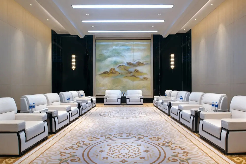 Crown Plaza Hotel Huailai
