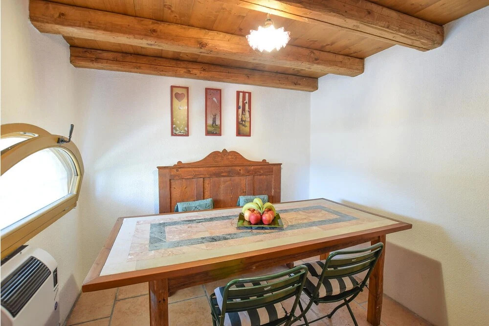 Amazing Home In Lamon With Wifi