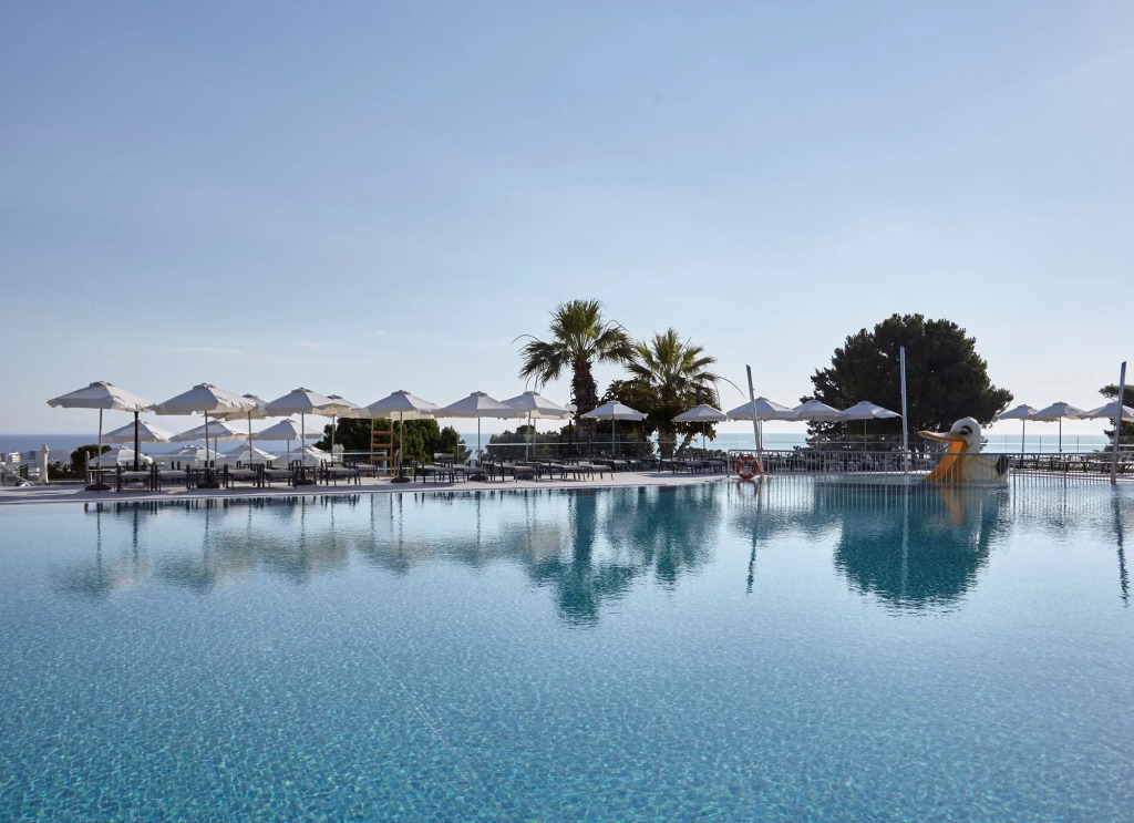 Louis St. Elias Resort & Waterpark