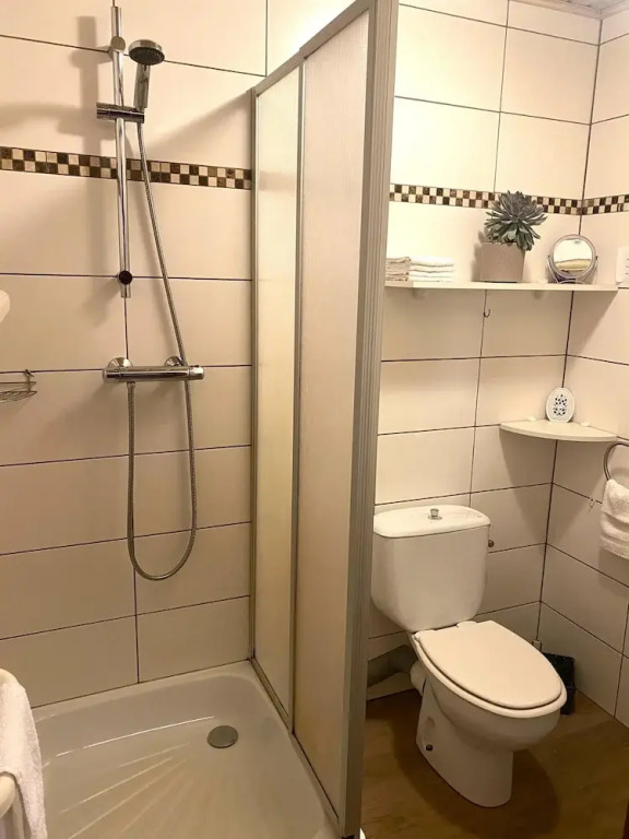 Apartment near forest in Nidrum