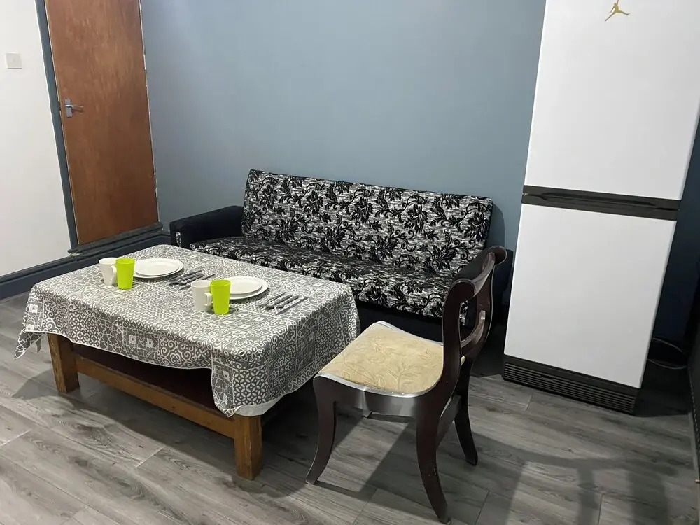 Room in Guest Room - Double Room in Coventry City Centre
