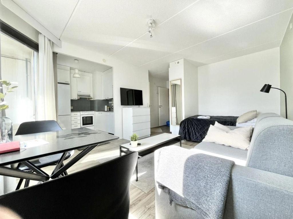 Tammer Apartments - City Suite 1 - Great Location, Own SAUNA and Furnished Balcony