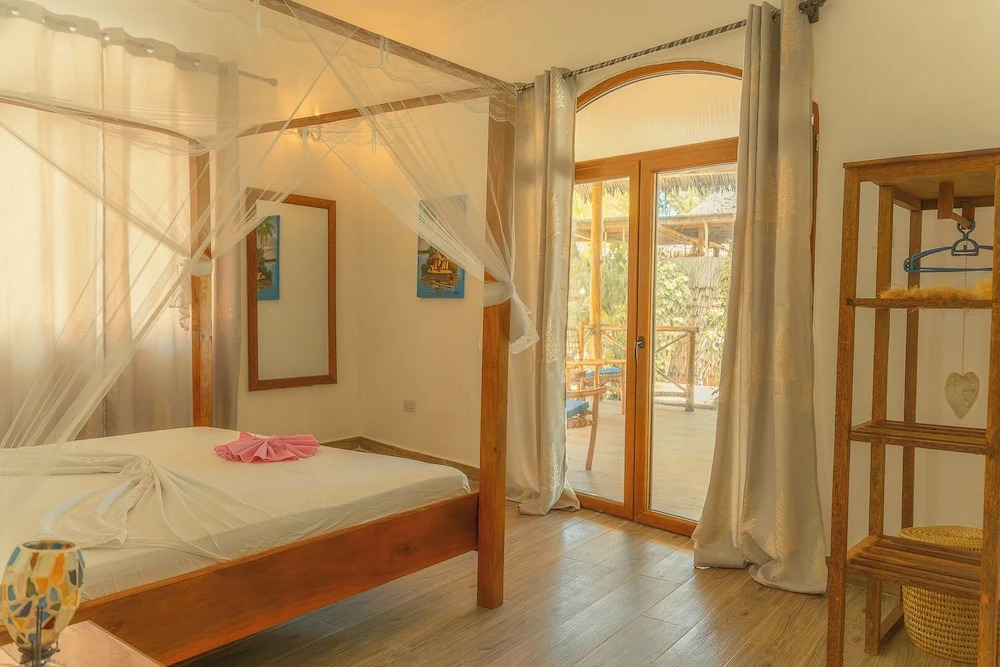 Sunset Mkuu Boutique Hotel