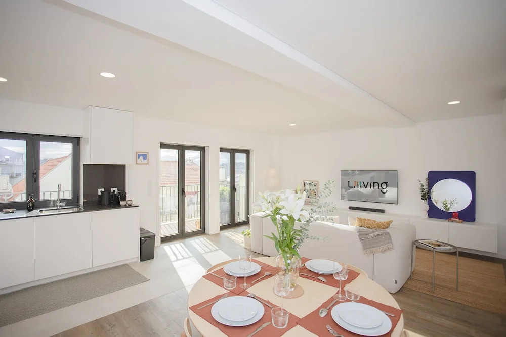 Liiiving - Cooper Residence Apartment