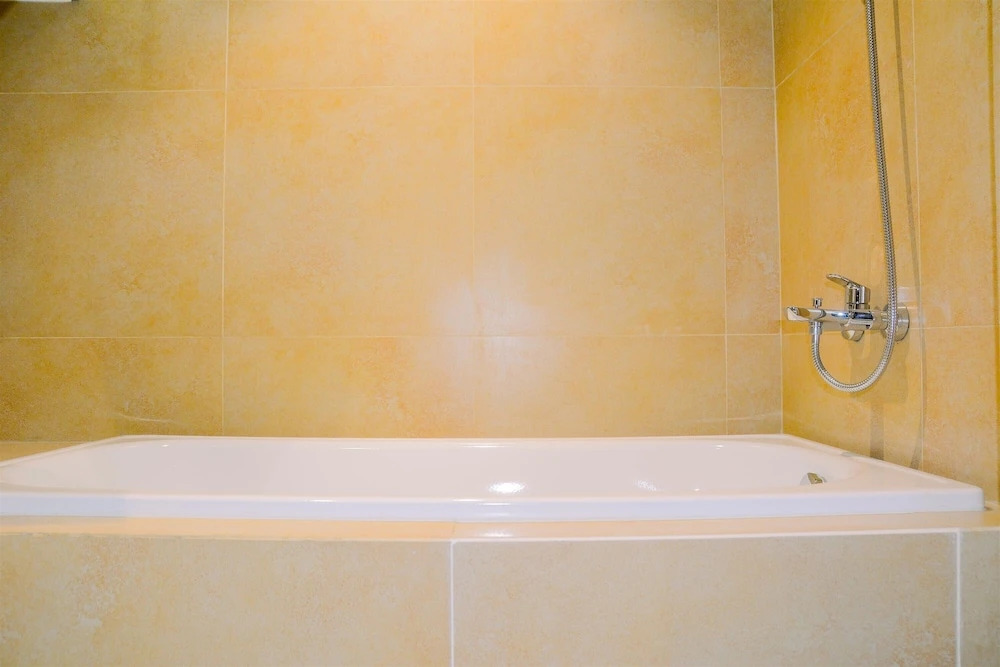 Luxurious And Pleasant 2br Branz Bsd City Apartment