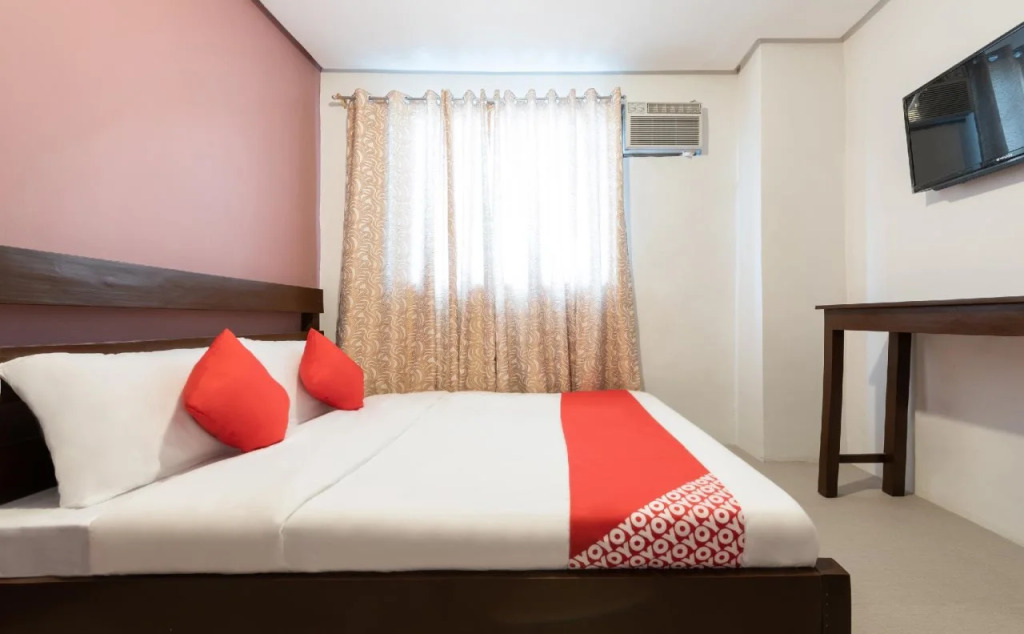 OYO 121 Nakpil Hotel