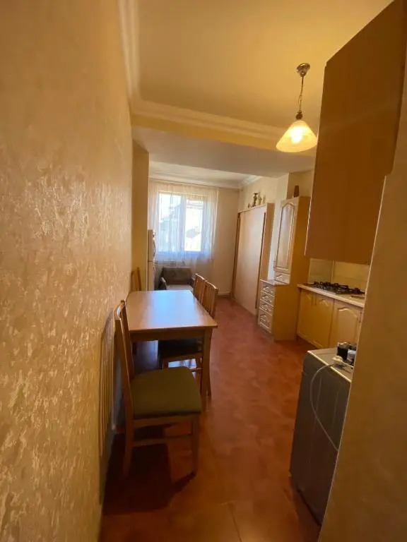 Large cozy apartment on beginning of Komitas Ave