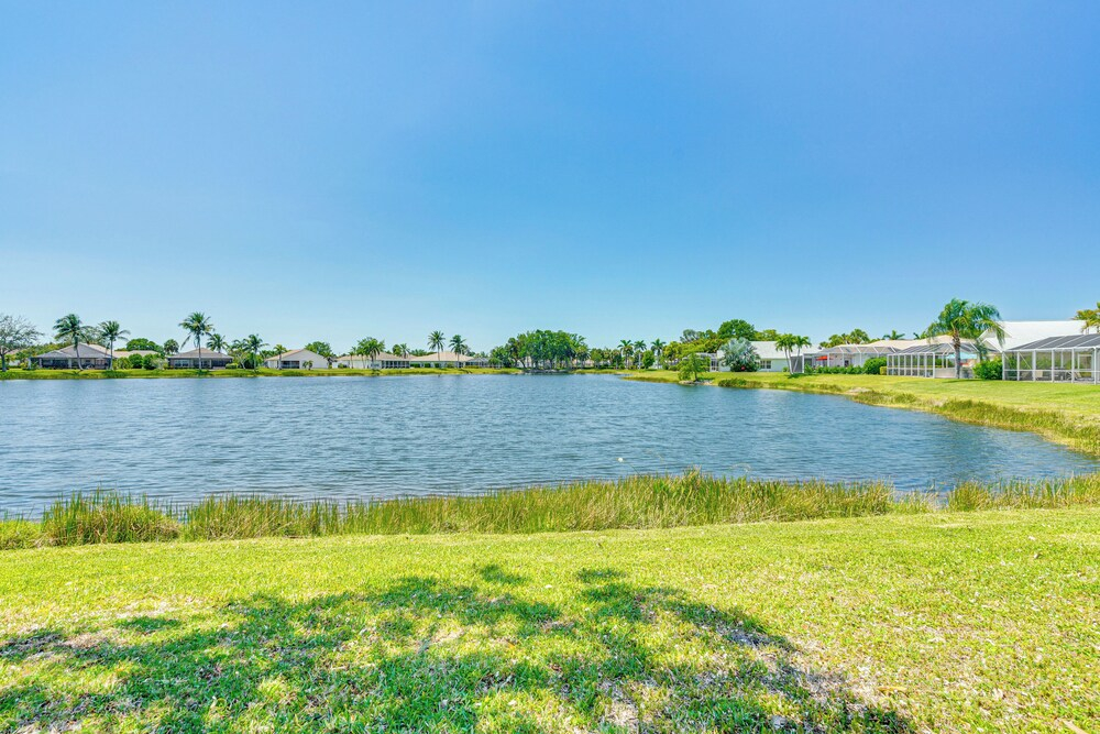6 Mi to Fort Myers Beach: Lakefront Home w/ Pool