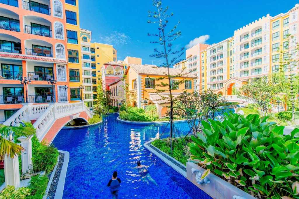 Venetian Resort Pattaya - Quiet Oasis - Huge Waterpark, Gym, Sauna & Kids Playground