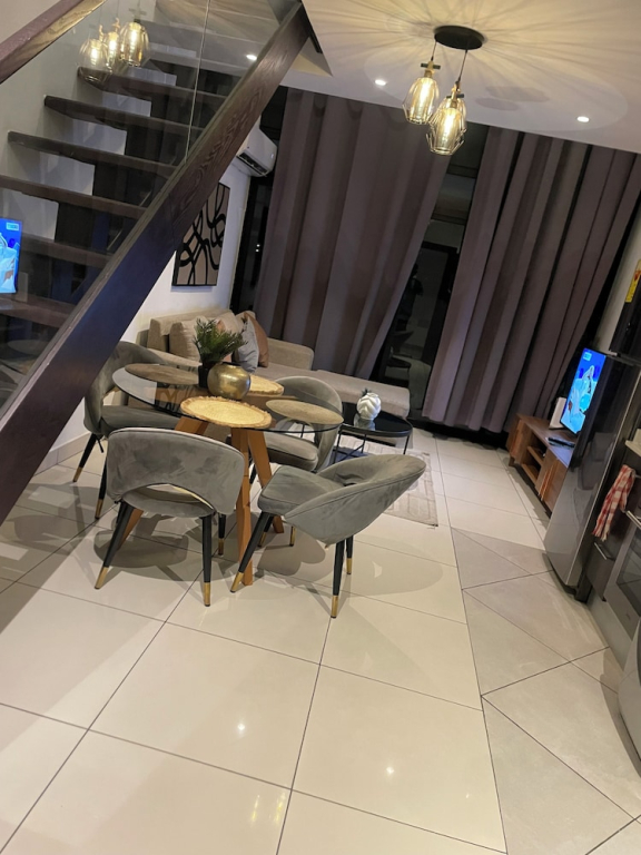 danny's lux home