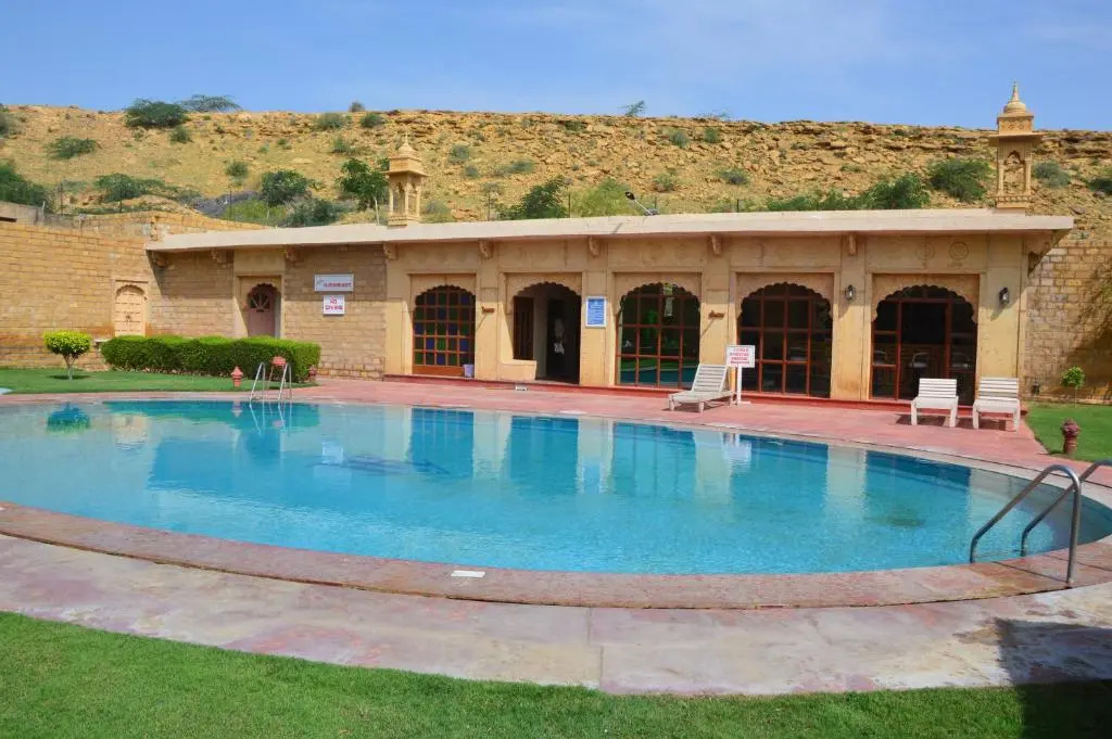 Hotel Heritage Inn