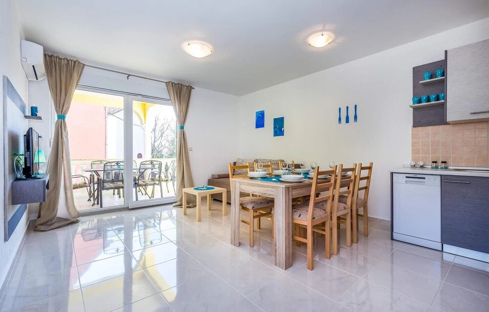 Stunning Home in Dramalj With 3 Bedrooms, Wifi and Outdoor Swimming Pool