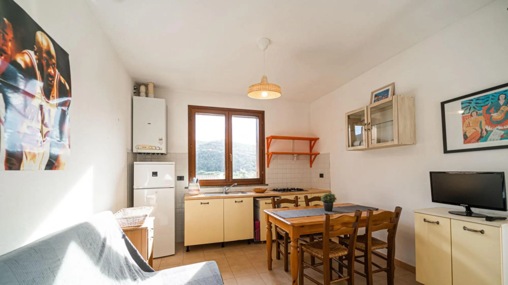 Two-room apartment 400 meters from the beach of Bagnaia-BILOCALE SALVIA