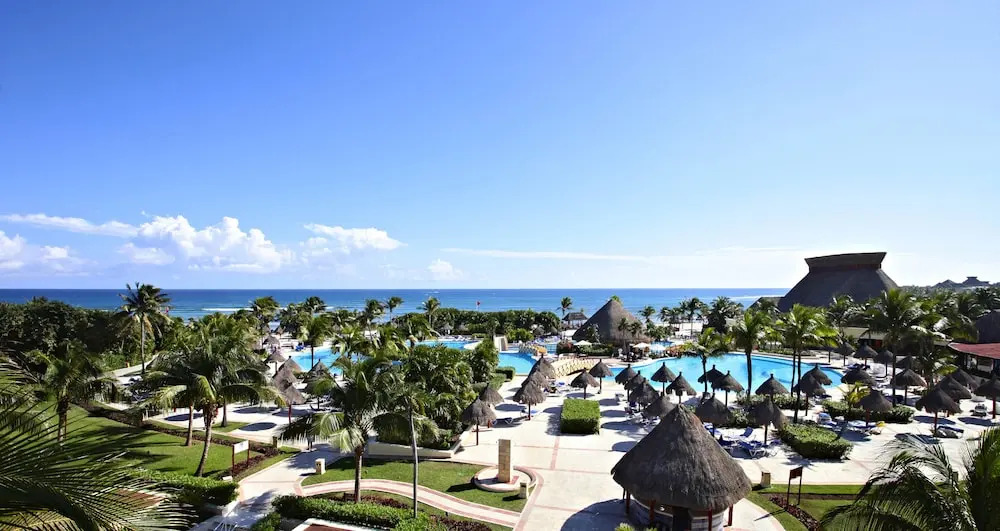 Bahia Principe Vacation Rentals - Quetzal Two-Bedroom Apts