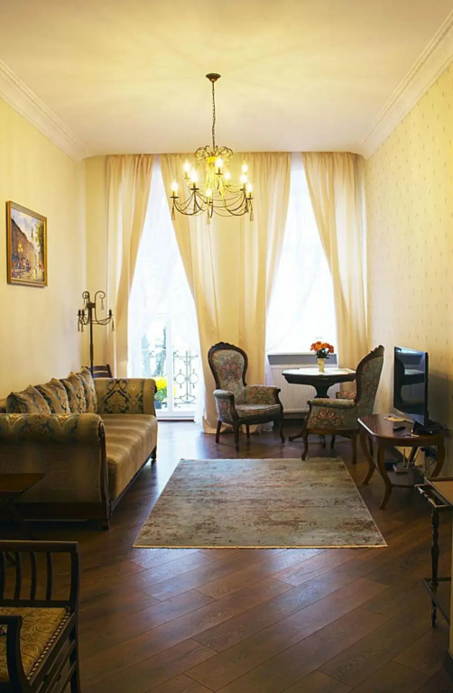 V.I.P.Apartmens Rynok Sqr.19