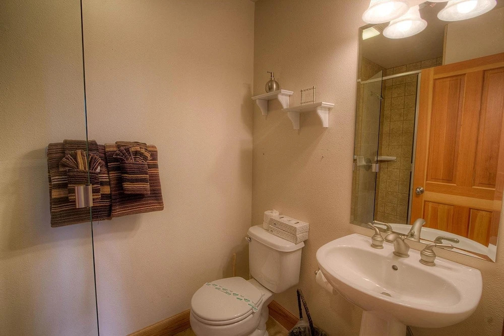 Timber View Lodge by Lake Tahoe Accommodations