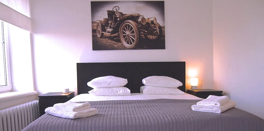 Royal Way Snug - Old Town