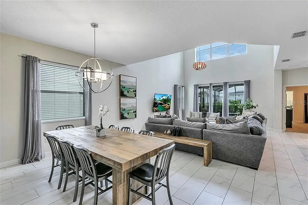 4815KING, Kissimmee, US