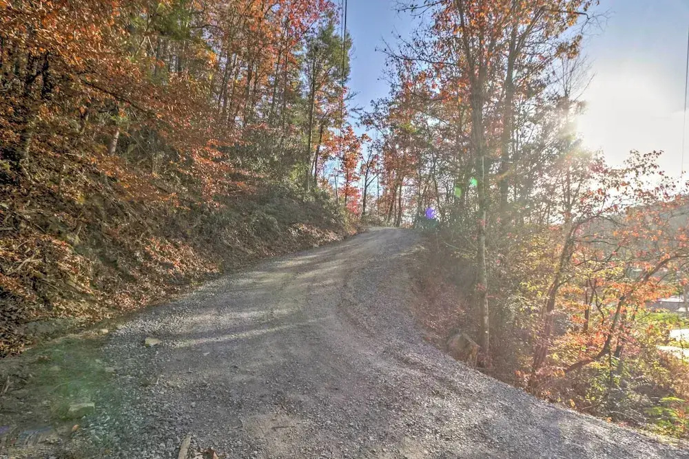 Rare 4-acre Smoky Mtn Escape: 3 Mi From Gatlinburg