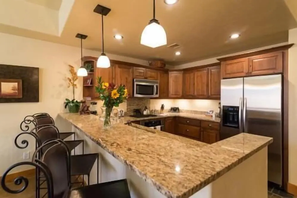 6106 Bear Lodge, Trappeur's Crossing Apartment 5