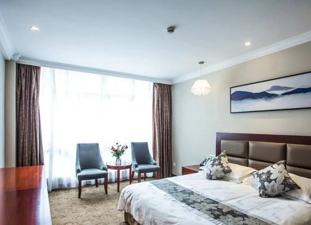 Aode Hotel