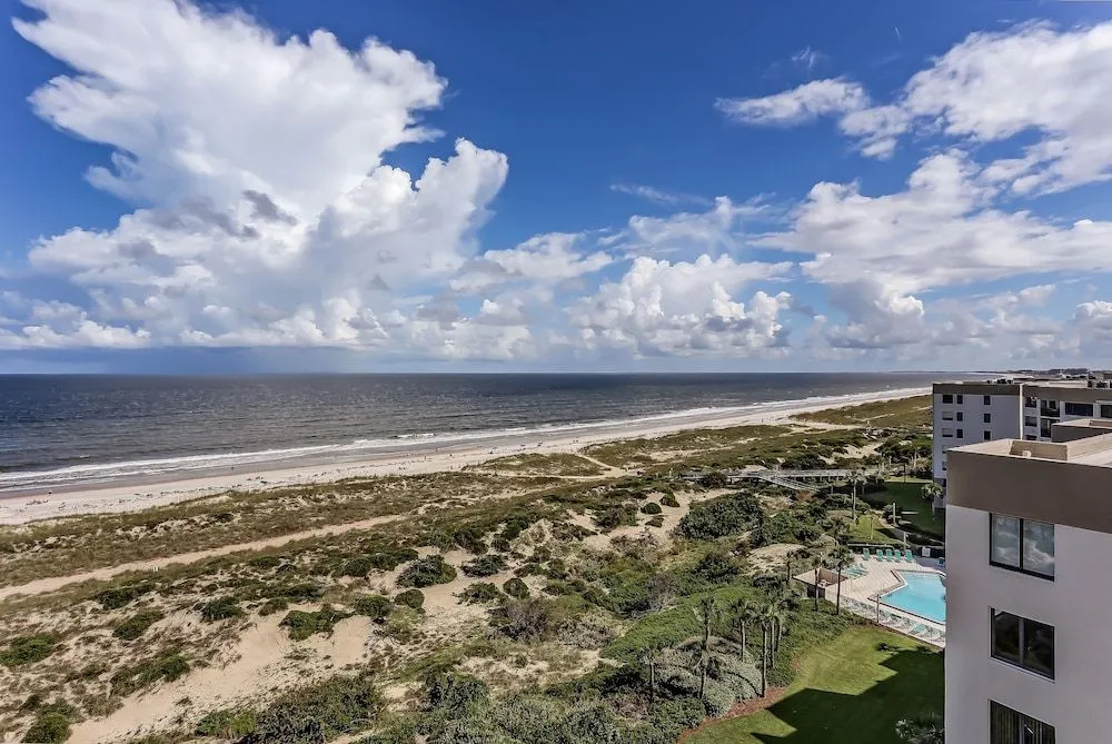 Luxury Condo With Atlantic Ocean View From Private Balcony By Redawning