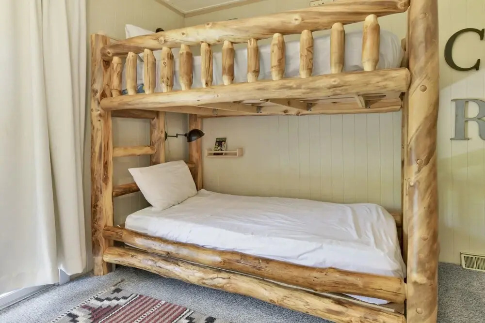 2172-bow Canyon Cabin 3 Bedroom Home by RedAwning