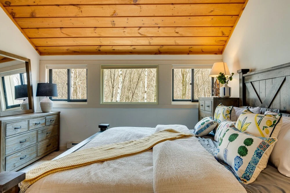 Lincoln Condo Rental w/ Shuttle Near Loon Mountain
