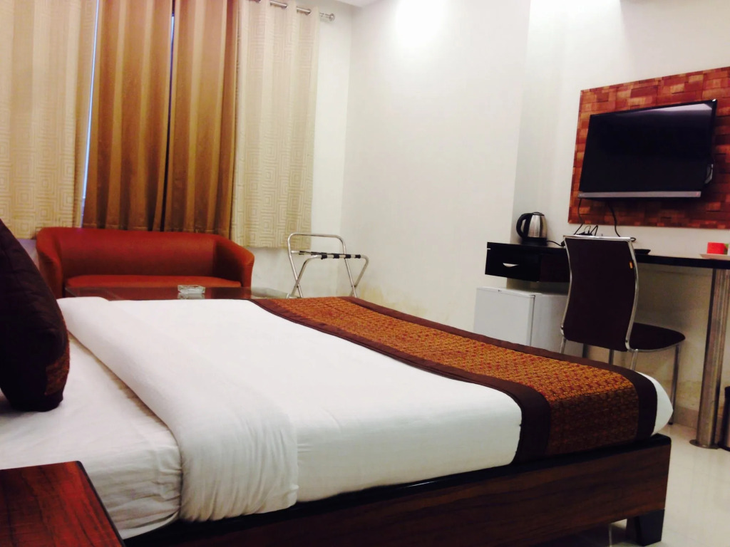 Hotel Sai Village Gurgaon
