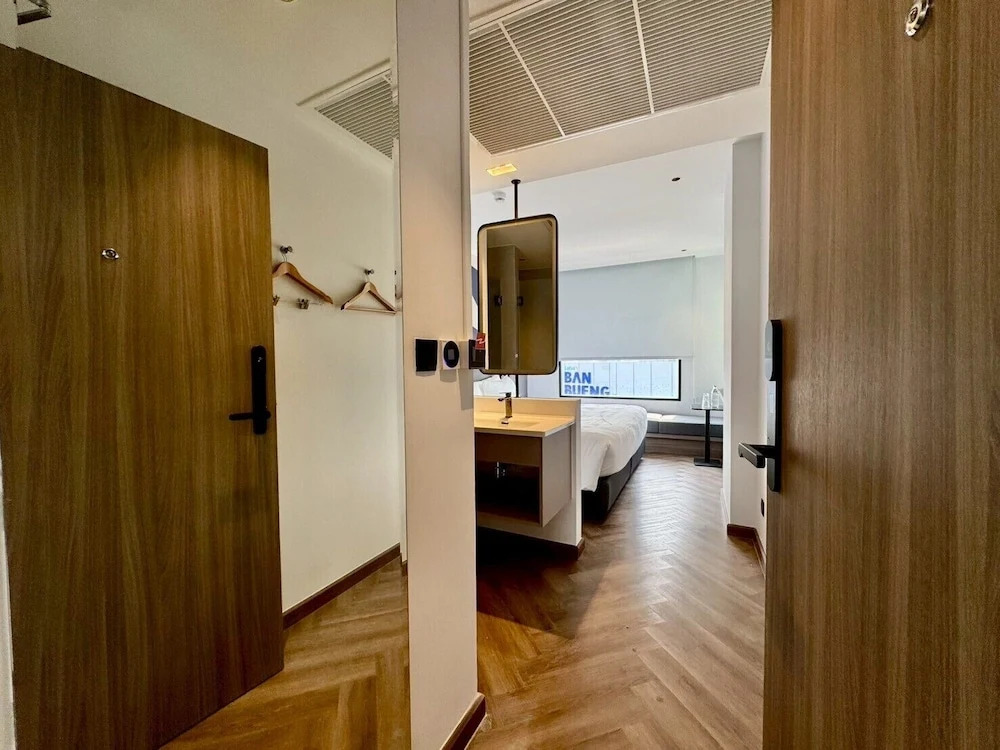 Bedz  Hotel Ban Bueng