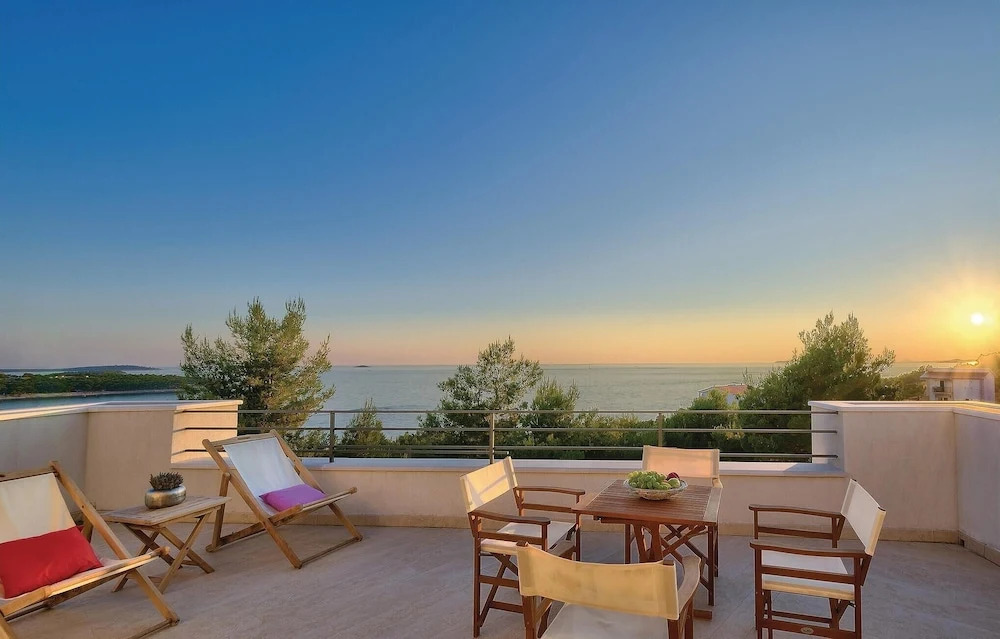Holiday Home Primosten-Dolac With Outdoor Pool