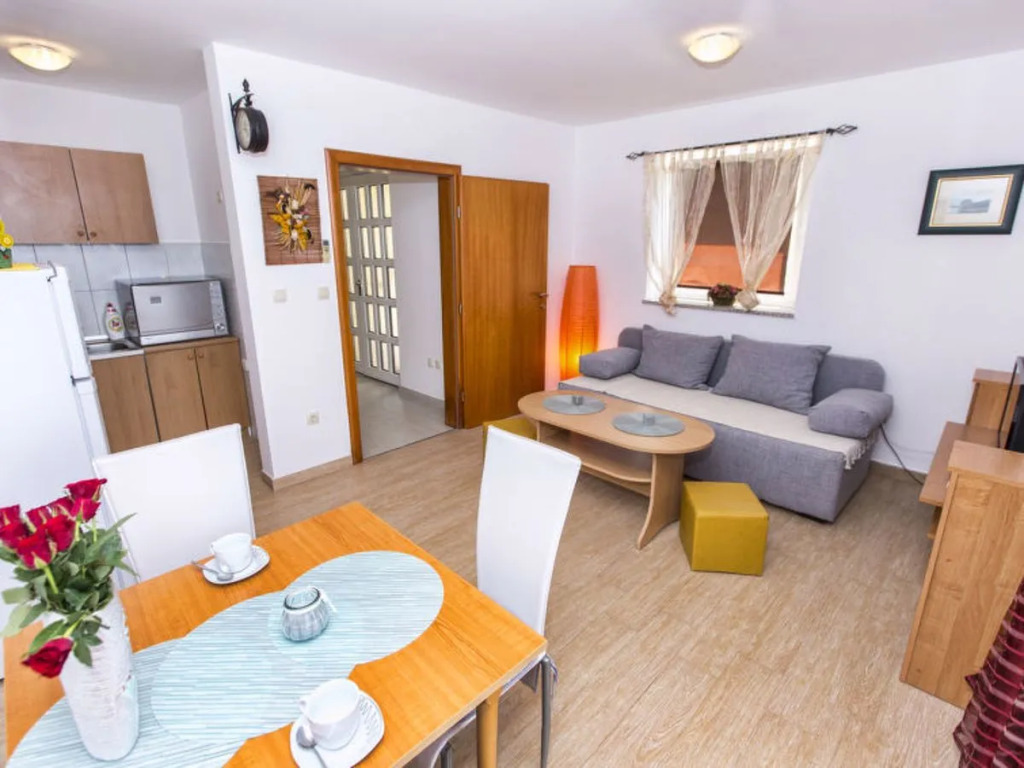 Apartment Mraović Karlobag 33537