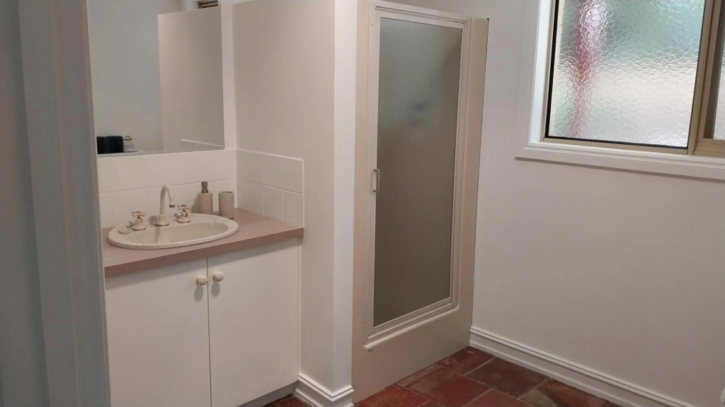 Roshnier Apartment