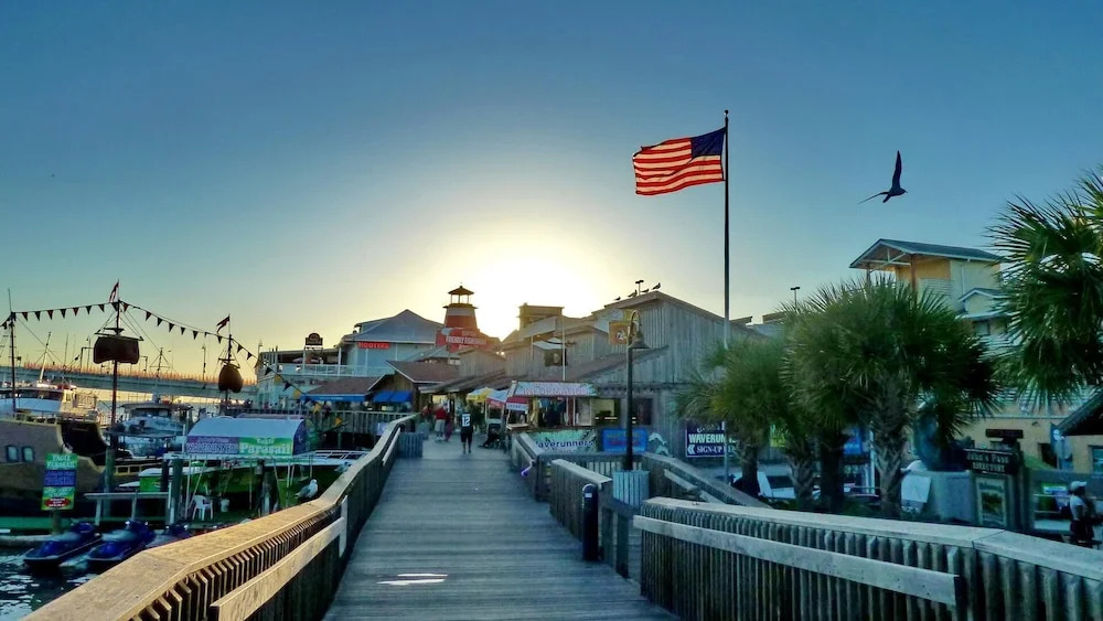 The Cottages at Madeira Beach/sea Turtle